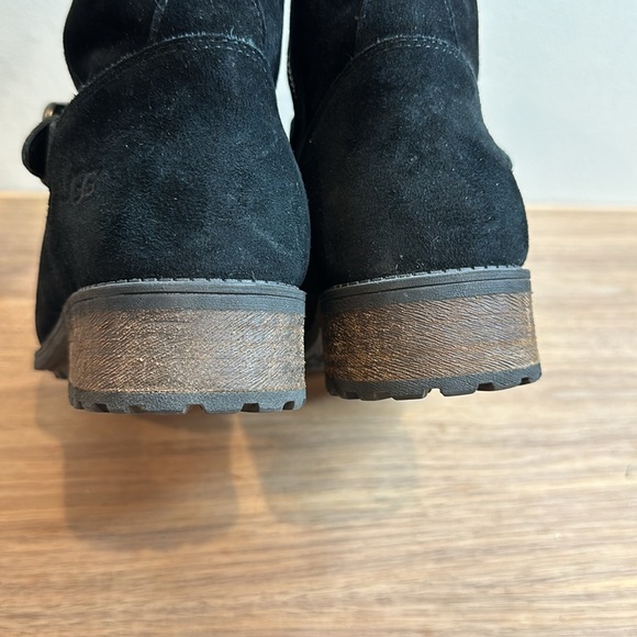 UGG Australia CHANEY Water Resistant Moto Boots in Black Suede Leather Size 8 - Picture 4 of 8